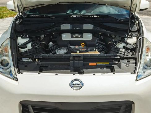 Used 2013 Nissan 370Z Touring w/ Sport Pkg RWD image 22