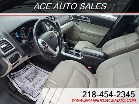 Used 2012 Ford Explorer XLT image 13