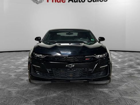 Used 2019 Chevrolet Camaro SS RWD image 2