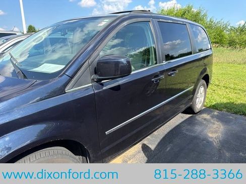 Used 2010 Chrysler Town & Country Touring Plus FWD image 2