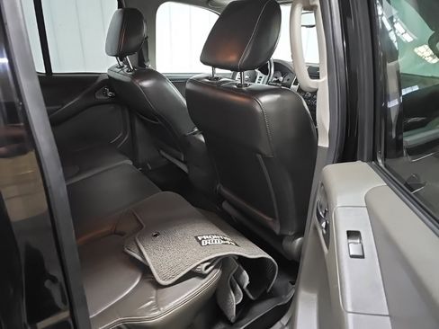 Used 2013 Nissan Frontier PRO-4X w/ Pro-4x Luxury Pkg image 18