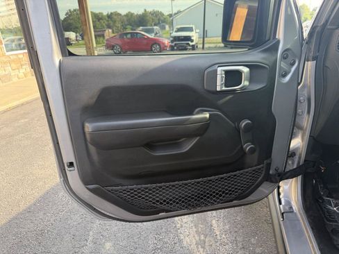 Used 2020 Jeep Wrangler Unlimited Sport AWD/4WD image 12