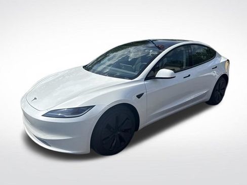 Used 2026 Tesla Model 3 AWD/4WD image 8