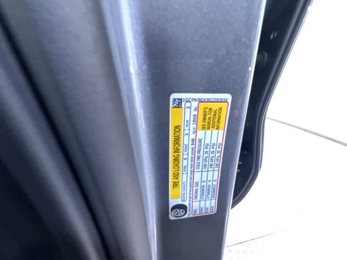 Used 2025 Chevrolet Silverado 1500 Custom image 40