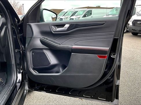 Certified 2023 Ford Escape ST-Line Select w/ Tech Pack #2 image 22