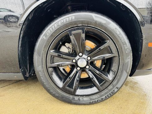 Certified 2016 Dodge Challenger SXT image 28