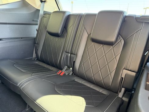 Used 2024 Volkswagen Atlas SEL Premium R-Line AWD/4WD image 43