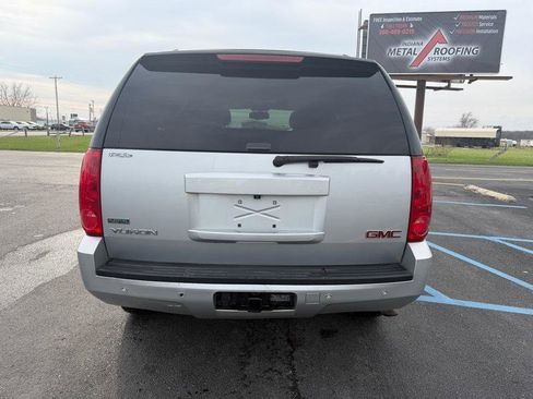 Used 2012 GMC Yukon SLT w/ SLT-2 Equipment Package AWD/4WD image 10