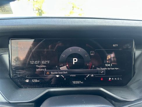 Used 2025 GMC Acadia Elevation image 18