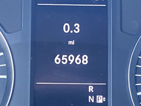 Used 2018 Mercedes-Benz Metris Passenger image 30