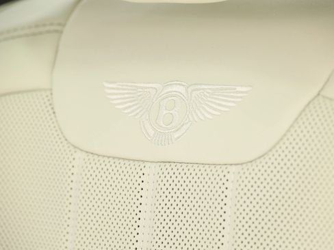 Used 2020 Bentley Flying Spur W12 image 70