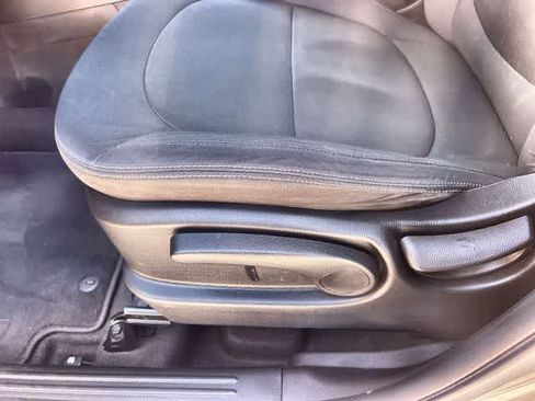 Used 2014 Kia Soul FWD image 30