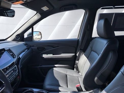Used 2023 Honda Passport Elite image 19