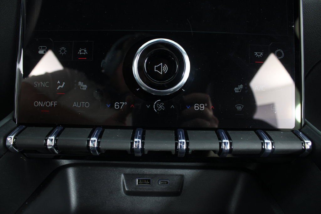 New 2027 GMC Terrain AT4 AWD/4WD image 6
