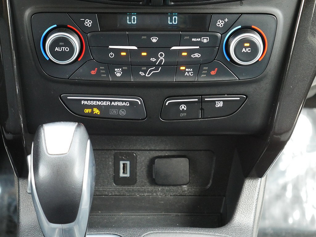 Used 2019 Ford Escape SE AWD/4WD image 23