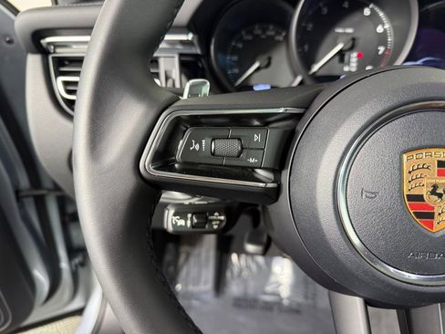 Certified 2026 Porsche Macan AWD/4WD image 30