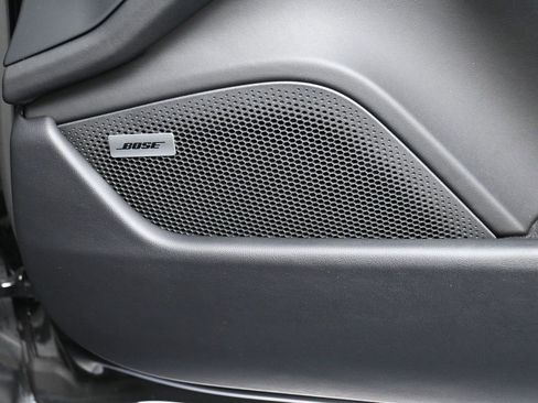 New 2025 Porsche Taycan GTS image 32