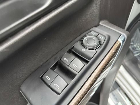 Used 2020 Chevrolet Silverado 1500 LT w/ All-Star Edition image 11