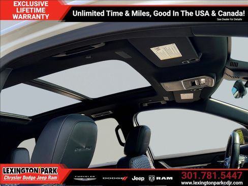 Used 2024 GMC Acadia Denali w/ Super Cruise Package FWD image 27