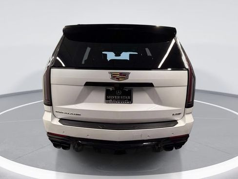 Used 2025 Cadillac Escalade V w/ LPO, Floor Liner Package AWD/4WD image 5