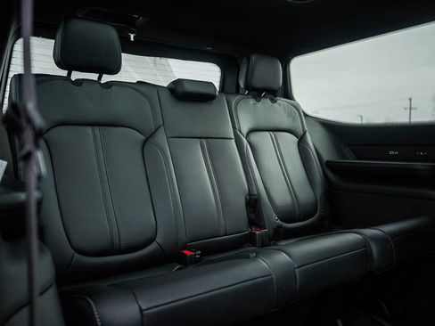 New 2026 Jeep Grand Wagoneer Limited image 14