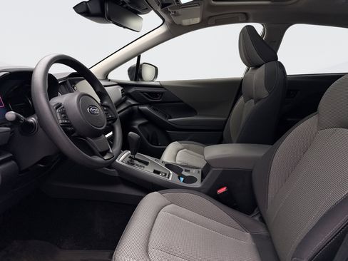 Used 2024 Subaru Crosstrek 2.0i Premium AWD/4WD image 9