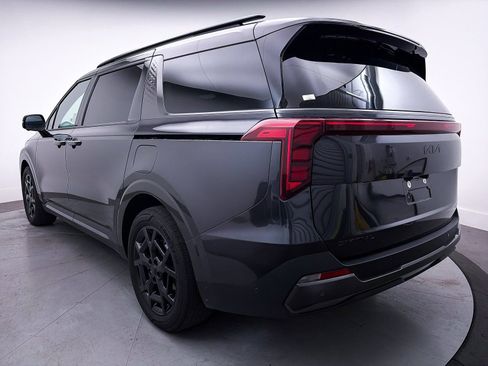 Used 2025 Kia Carnival SX image 14