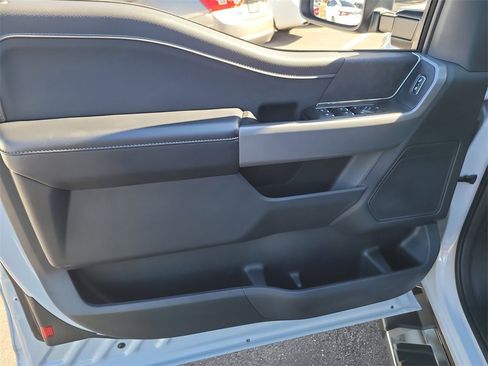 Certified 2025 Ford F150 XLT w/ Equipment Group 301A Standard image 17