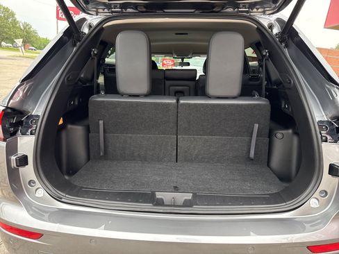 Used 2024 Mitsubishi Outlander SE image 18
