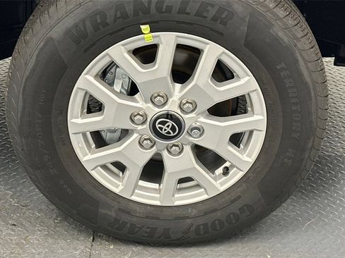 New 2025 Nissan Altima 2.5 SL image 17