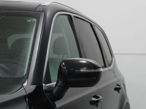 Used 2022 Kia Telluride EX w/ EX Premium Package image 10