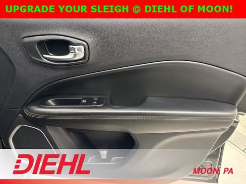 Certified 2019 Jeep Compass Latitude image 14