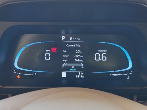 Certified 2025 Hyundai Elantra Sport FWD image 10