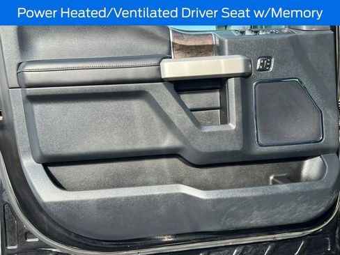 Certified 2022 Ford F450 Lariat w/ Lariat Ultimate Package image 26