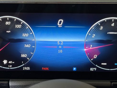 New 2026 Mercedes-Benz GLA 250 image 24
