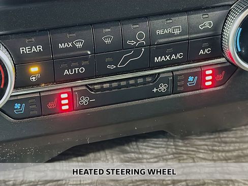 Used 2020 Ford Expedition Max Limited image 9