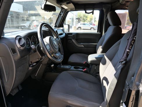 Used 2013 Jeep Wrangler Sport image 12