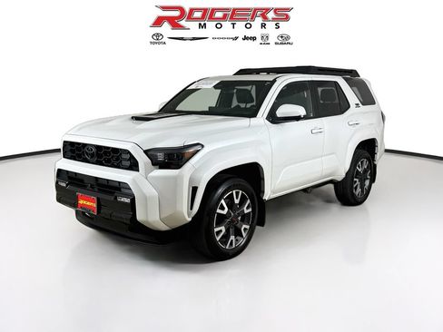 Certified 2025 Toyota 4Runner TRD Sport Premium AWD/4WD image 8