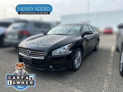 Used 2010 Nissan Maxima 3.5 SV w/ Monitor Pkg