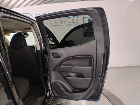 Used 2020 Chevrolet Colorado LT image 50