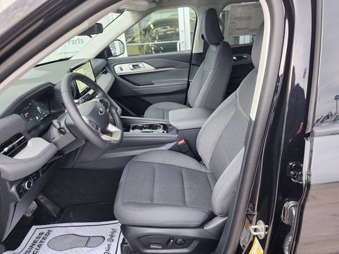 New 2026 Ford Explorer Active image 11