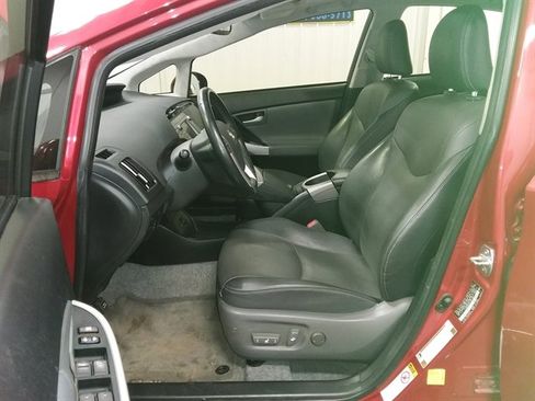 Used 2015 Toyota Prius Four w/ Deluxe Solar Roof Package image 10