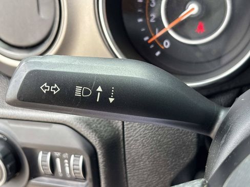Used 2018 Jeep Wrangler Unlimited Sport AWD/4WD image 18
