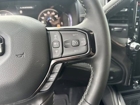 New 2025 RAM 2500 Limited image 19