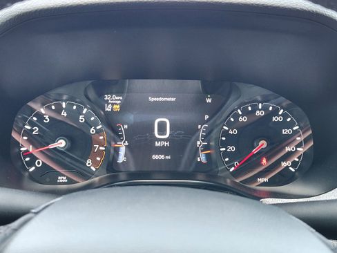 New 2025 Jeep Compass Latitude image 15