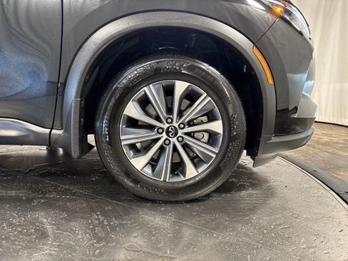 Certified 2025 INFINITI QX60 Pure AWD/4WD image 17