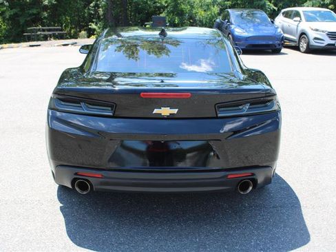 Used 2016 Chevrolet Camaro LT RWD image 6