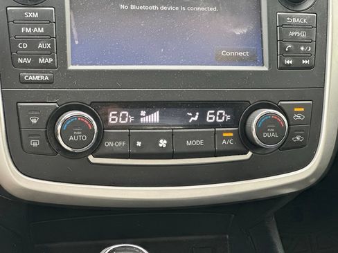 Used 2017 Nissan Altima 2.5 SL w/ 2.5 Technology Package FWD image 25
