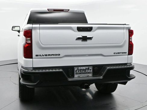 Used 2025 Chevrolet Silverado 1500 Custom Trail Boss w/ Turbomax Blackout Package AWD/4WD image 6