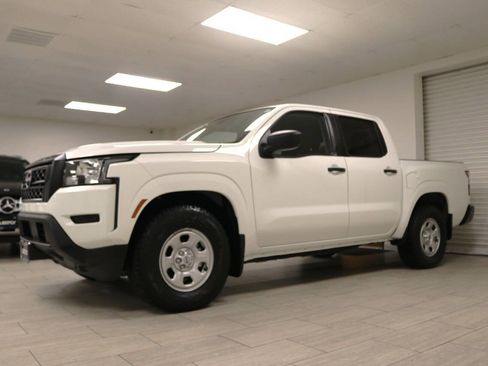 Used 2022 Nissan Frontier S image 9